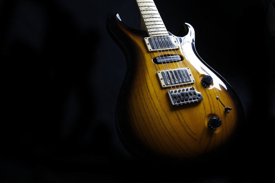 Electric guitar
