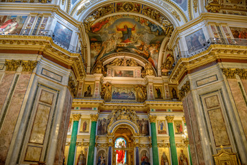 Fototapeta na wymiar Altar in Saint Isaac's Cathedral. St. Petersburg, Russia