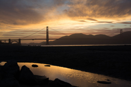 Golden Gate Bridge im Sonnenuntergang