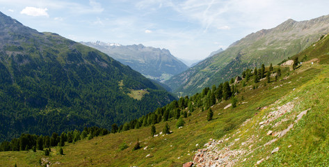 Fototapeta na wymiar Alto Adige Alps