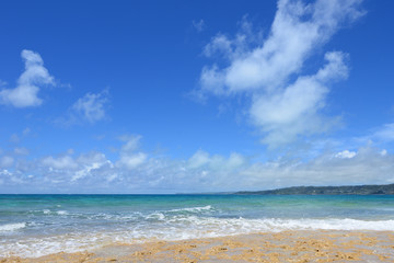 コマカ島の美しいビーチ