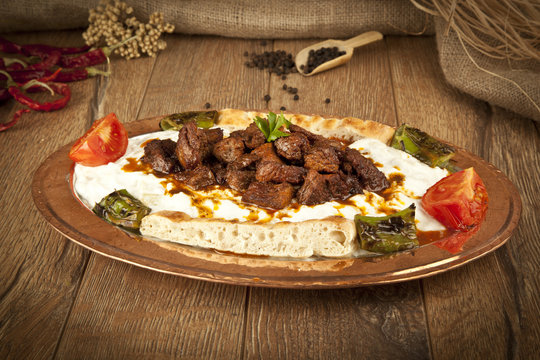 Turkish Kebab eggplant and meat alinazik