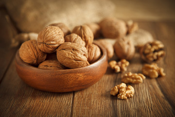 Walnut kernels and whole walnuts