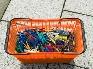 W&auml;scheklammerkorb