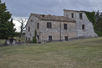 Fototapeta na wymiar Casale di Pietra del 1800