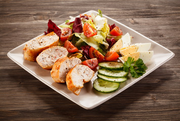 Roast chicken fillet and vegetables