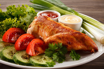 Roast chicken fillet and vegetables