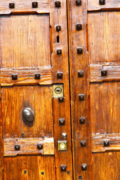 in legnano  rusty brass brown knocker a  door