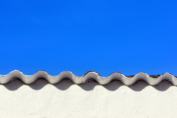 roof with ripple pattern