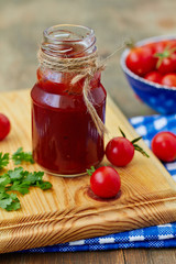 Homemade tomato ketchup