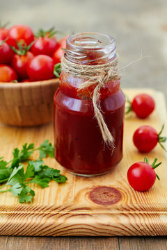 Homemade Tomato Ketchup