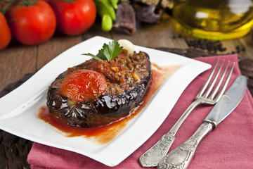 Aubergine Eggplant Meal - Karniyarik (Riven Belly)