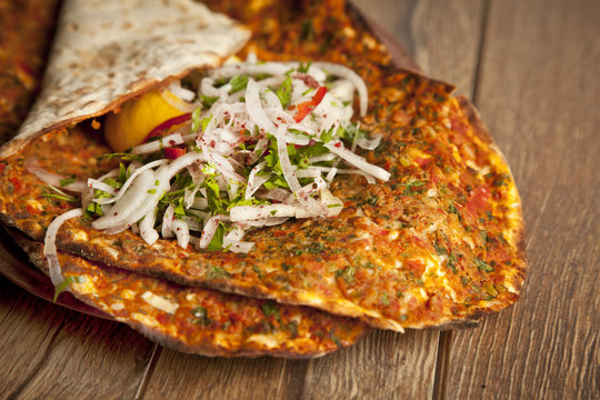Turkish pide lahmacun