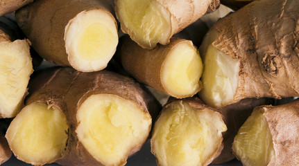 Ginger root (raw)