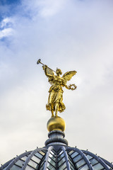 Fototapeta na wymiar Golden Angel of Dresden