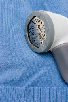 Fusselrasierer mit Pulli