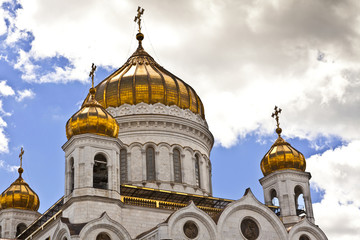 Fototapeta na wymiar The Cathedral of Christ the Saviour in Moscow.