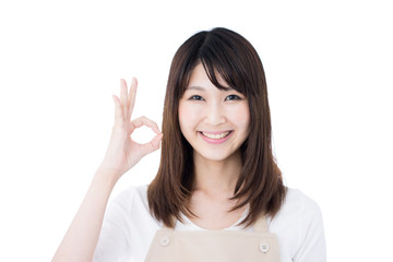 OKのジェスチャーをする女性