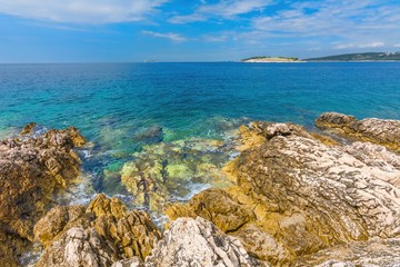 Fototapeta na wymiar Rocky seashore in Croatia