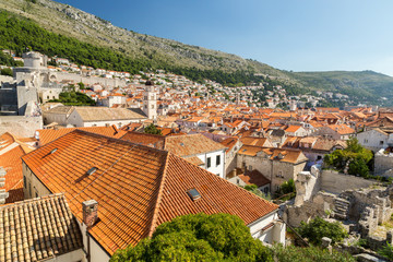 Fototapeta na wymiar Vieille ville de Dubrovnik depuis les remparts