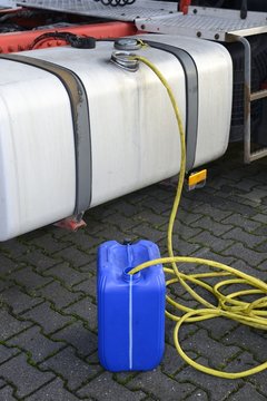 LKW Diesel diebstahl