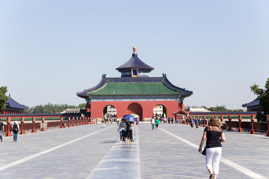 Beijing.  Vermilion Steps Bridge. Temple of Heaven (Tiantan) - 4