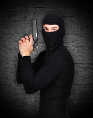 thug in mask