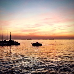 Fototapeta na wymiar Magic sunset at the harbor