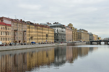 Fototapeta na wymiar Санкт-Петербург, набережная реки Фонтанки