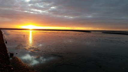 Sonnenuntergang am Watt