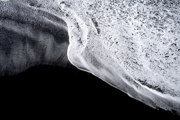 B&W Sea