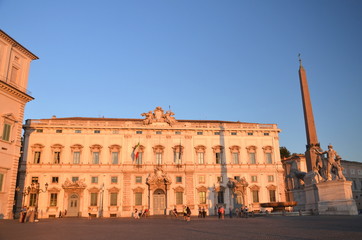 Plac na Kwirynale w Rzymie, Włochy   - obrazy, fototapety, plakaty