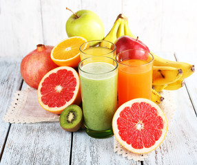 Fruit and vegetable juice and fresh fruits