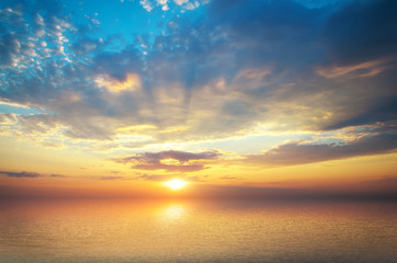 Fototapeta na wymiar Beautiful seascape on the sunset.