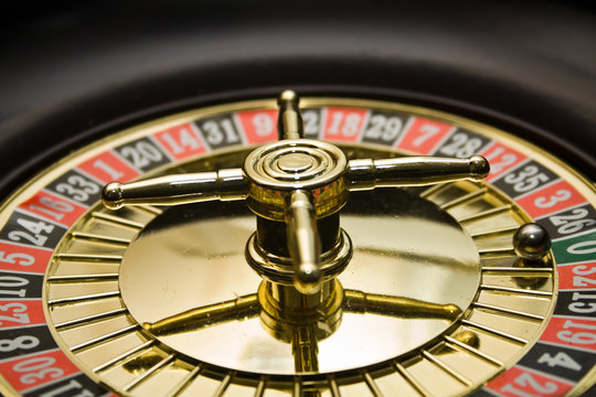 gold wheel of roulette