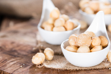Roasted Macadamia nuts