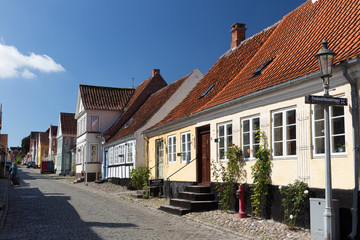 Fototapeta na wymiar Häuserzeile Ærø