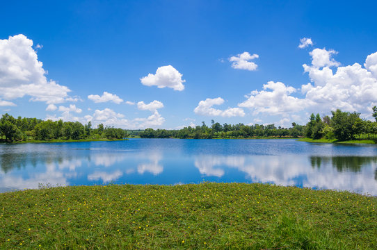 Fototapeta River with blue sky and cloud.