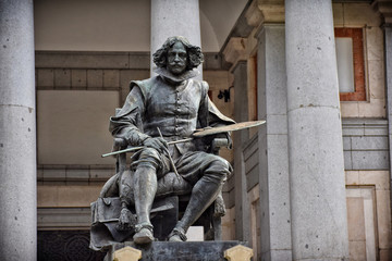 Estatua de Velázquez en el Museo del Prado (Madrid)