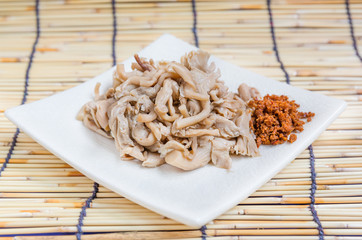 steamed mushrooms