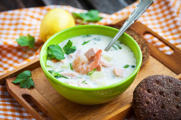 Salmon cream soup