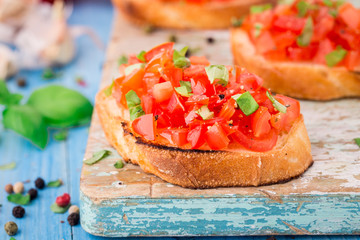 Italian tomato bruschetta with basil
