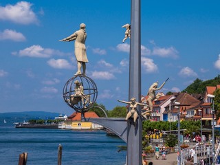 Meersburg magische Säule an Hafeneinfahrt