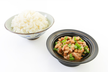 美味しそうな納豆とご飯