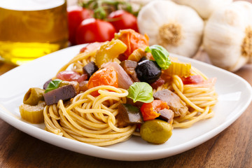 Pasta con caponata