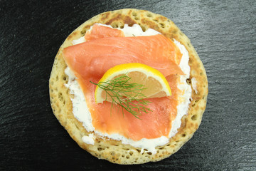 blinis et saumon fumé