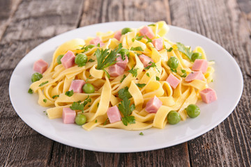 tagliatelle and vegetable