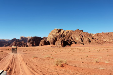 Fototapeta na wymiar Safari trip in Wadi Rum desert, Jordan.