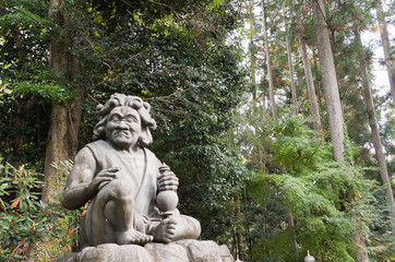Fototapeta na wymiar Bronze statue of the ascetic in yoshino mountain,nara,japan