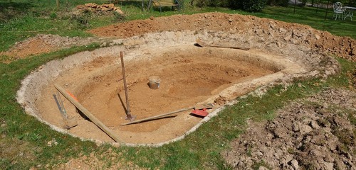 Construction d'un bassin de jardin - 72265476
